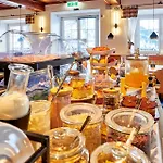 Hotel Berghaus Arlberg Mit Sauna Panoramablick Und Naehe Zur Piste