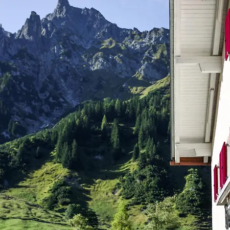 Berghaus Arlberg Mit Sauna Panoramablick Und Naehe Zur Piste Stuben am Arlberg