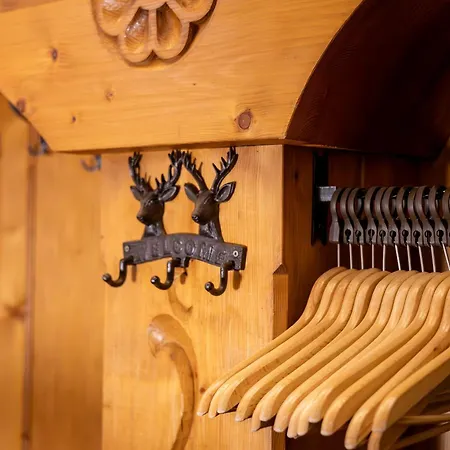 Berghaus Arlberg Mit Sauna Panoramablick Und Naehe Zur Piste Hotel 3*