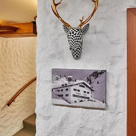 Berghaus Arlberg Mit Sauna Panoramablick Und Naehe Zur Piste 3*
